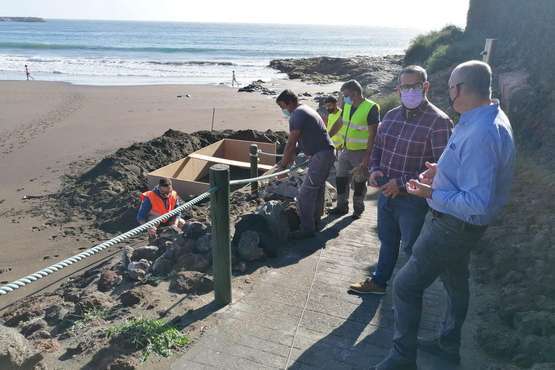 layas avanza en la ejecución del plan de rehabilitación del paseo marítimo de Telde/TA.